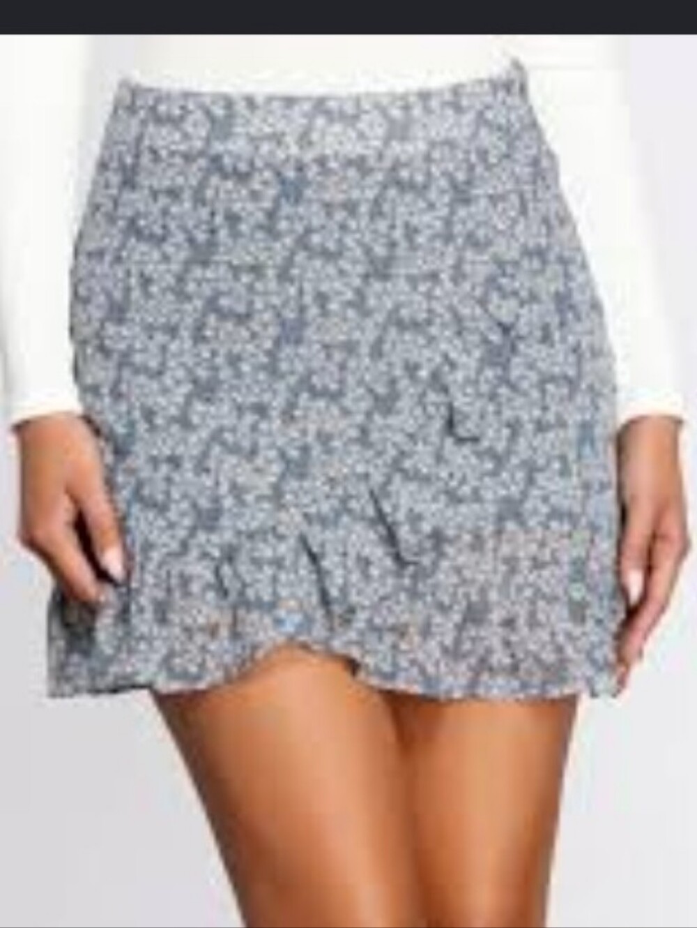 Forever 21 Size Small Blue Daisy Ruffle Mini Skirt Side Zipper